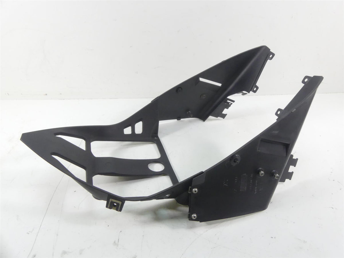 2004 Aprilia RSV1000 R Mille Inner Fairing Oil Cooler Cover 106889 {{ shop.shopifyCountryName }} - Mototech271