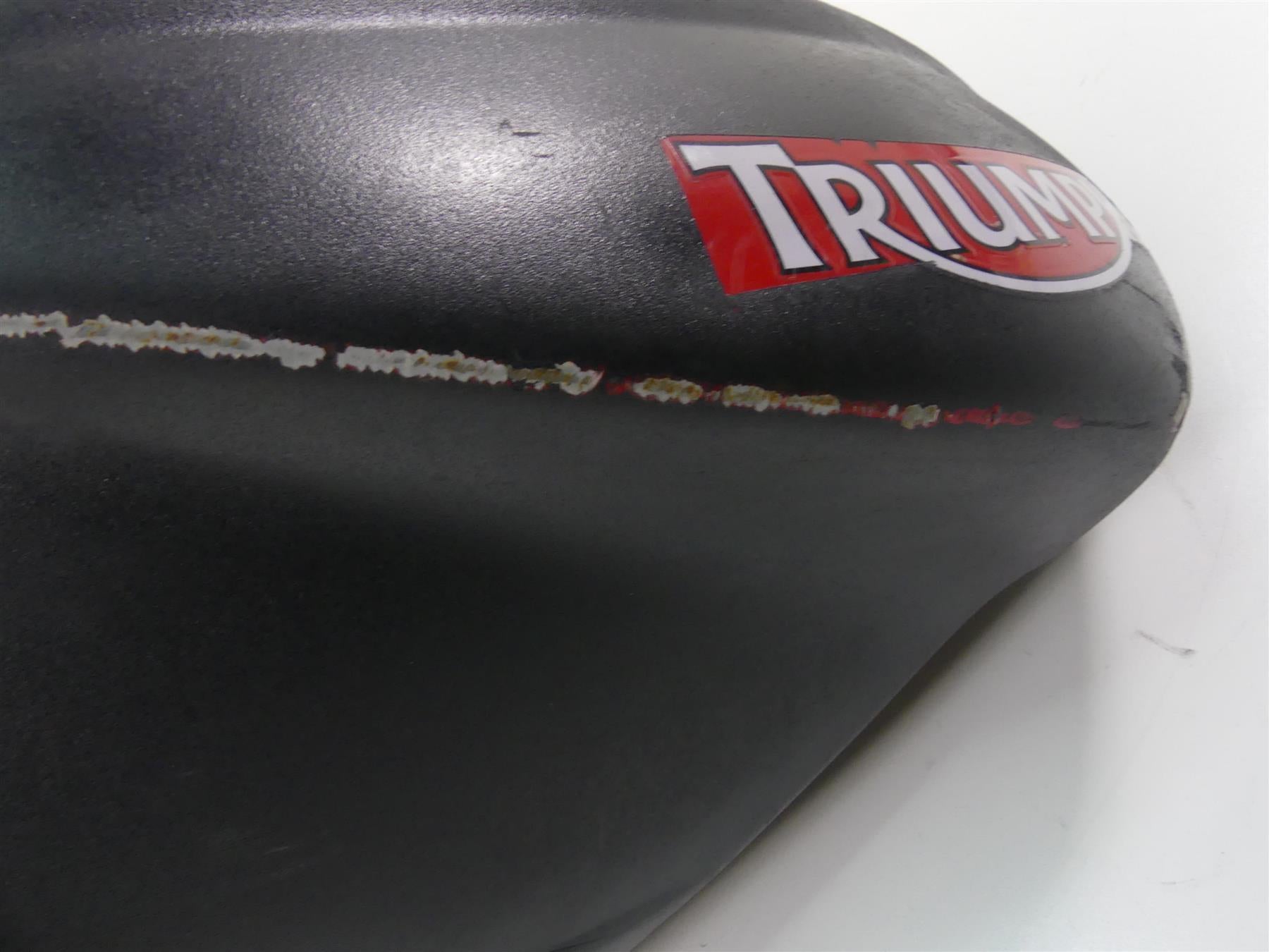 2006 Triumph Daytona 675 Fuel Gas Petrol Tank - No Dents - Clean {{ shop.shopifyCountryName }} - Mototech271