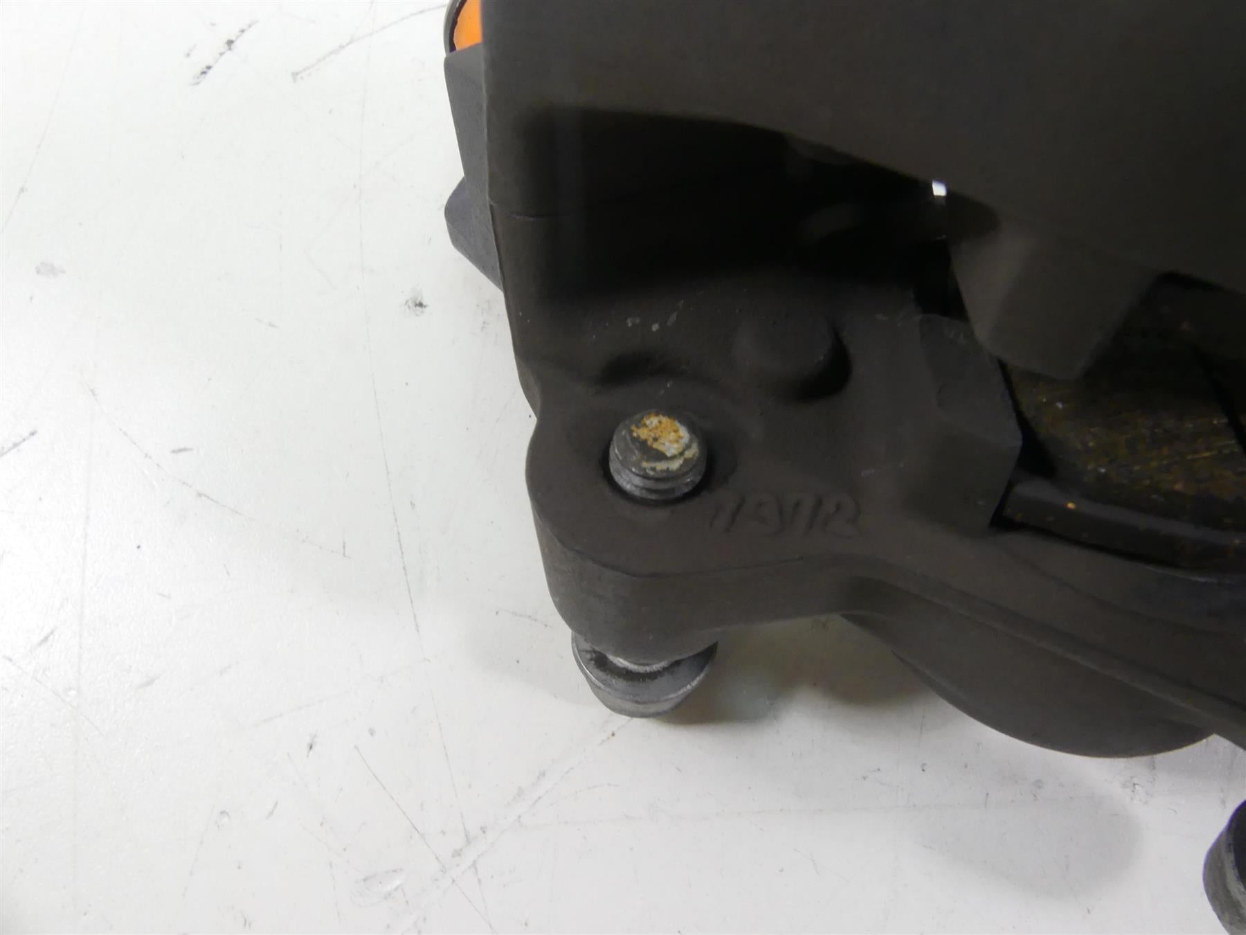 2003 BMW R1150 GS R21 Brembo Front Brake Caliper Set 34112333111 {{ shop.shopifyCountryName }} - Mototech271