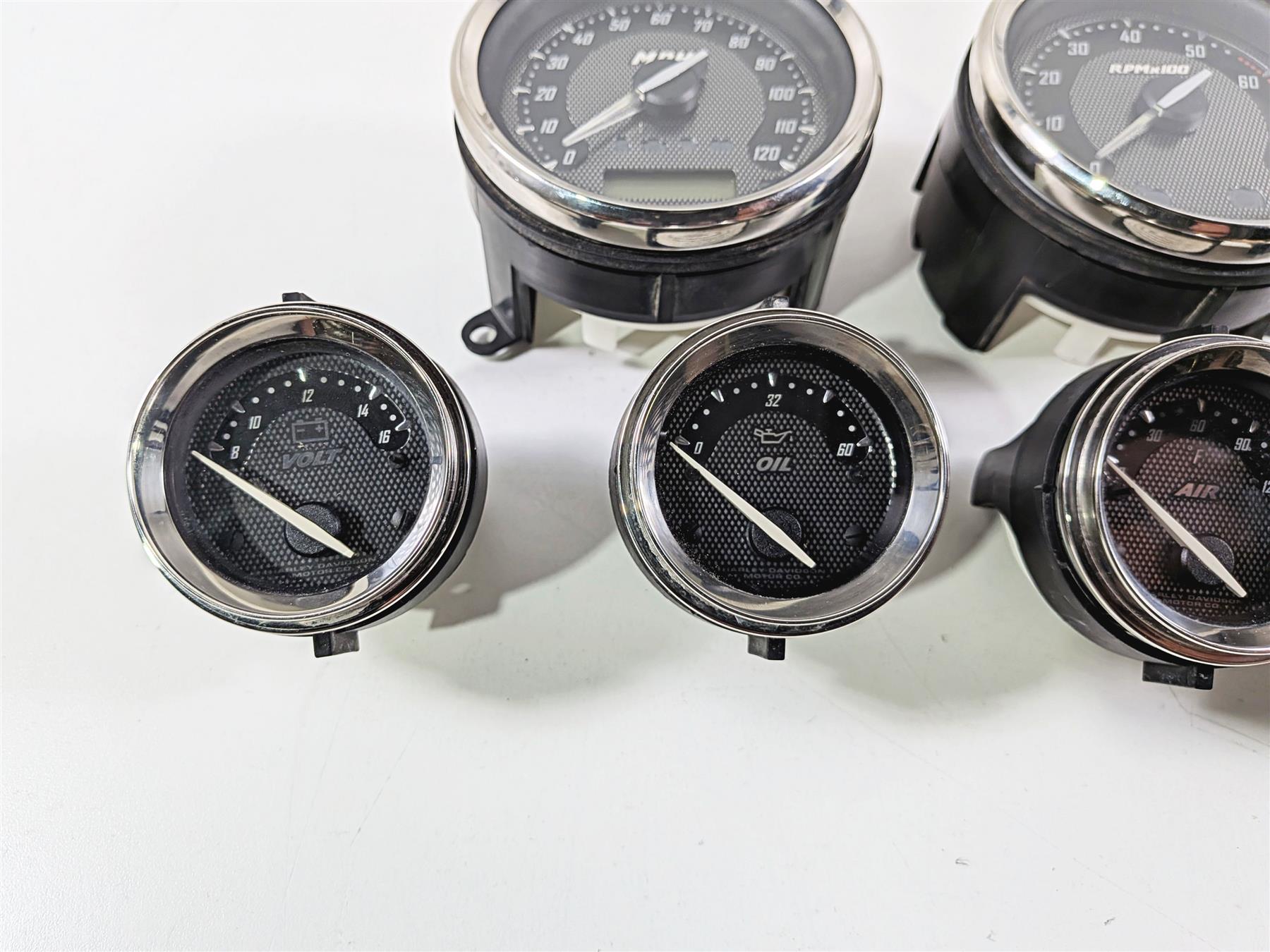2011 Harley Touring FLHTCU CVO Electra Glide Speedometer Gauge Set 34k 74740-10-Mototech271