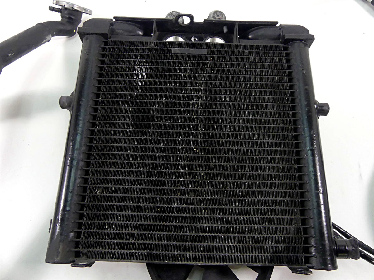2014 Harley VRSCF Muscle V-Rod Radiator Fans Hoses Set 26721-04C 26800027 {{ shop.shopifyCountryName }} - Mototech271