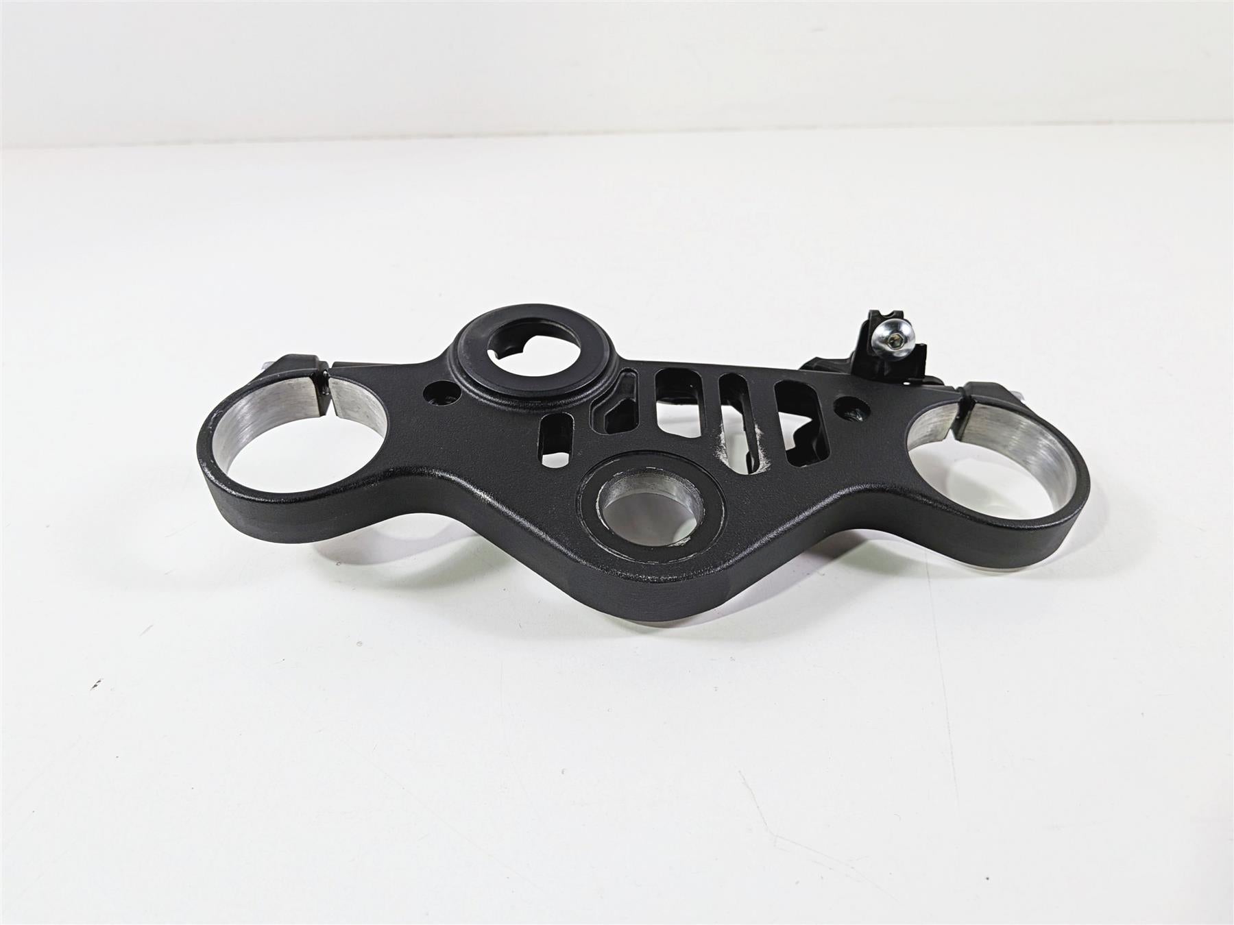 2022 Yamaha YZF R1 R1M RN65 Upper Triple Tree Steering Clamp 2CR-23435-01-00-Mototech271