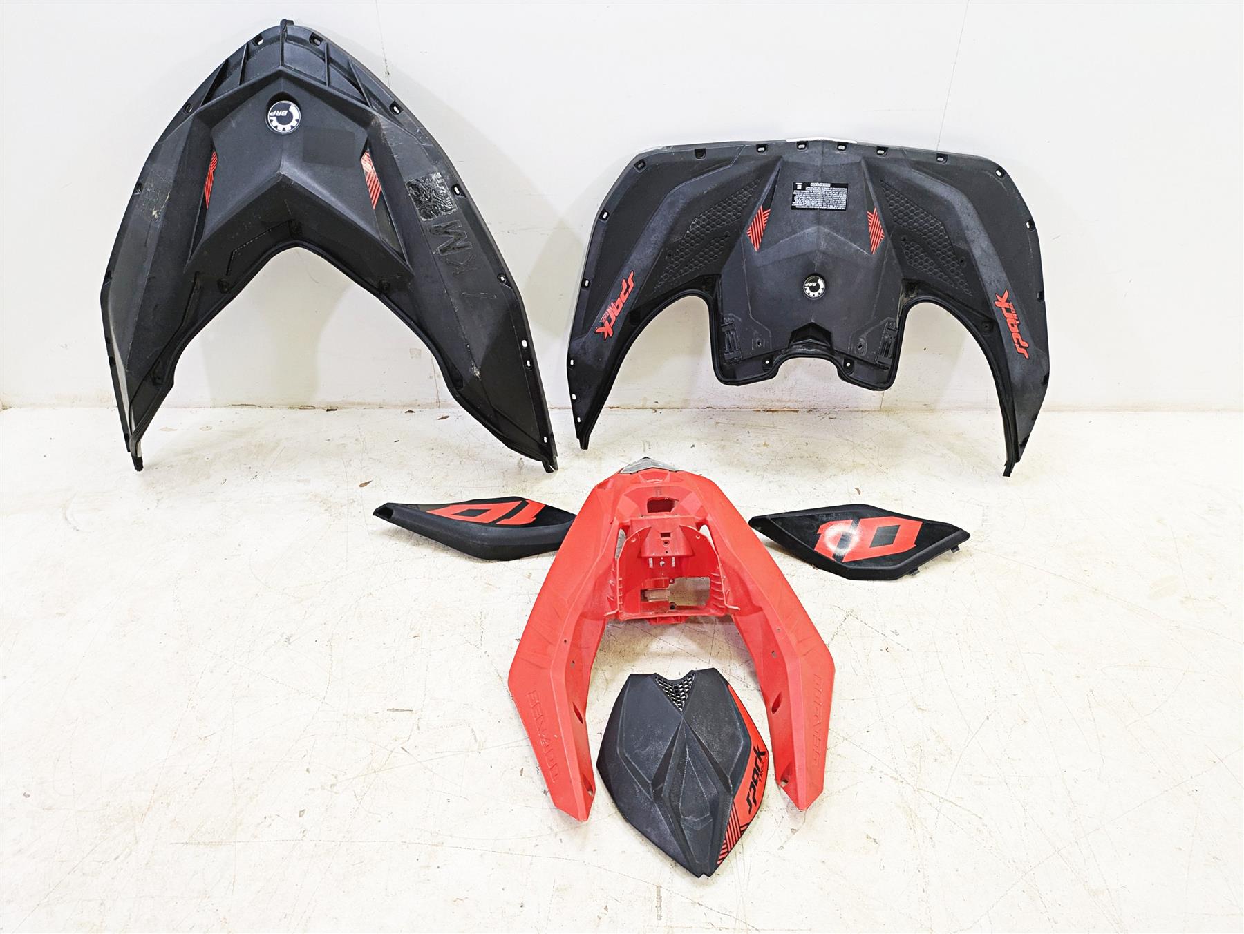 2022 SeaDoo Spark 900 Trixx Black & Red Deck Cover Fairing Set 291005484 {{ shop.shopifyCountryName }} - Mototech271