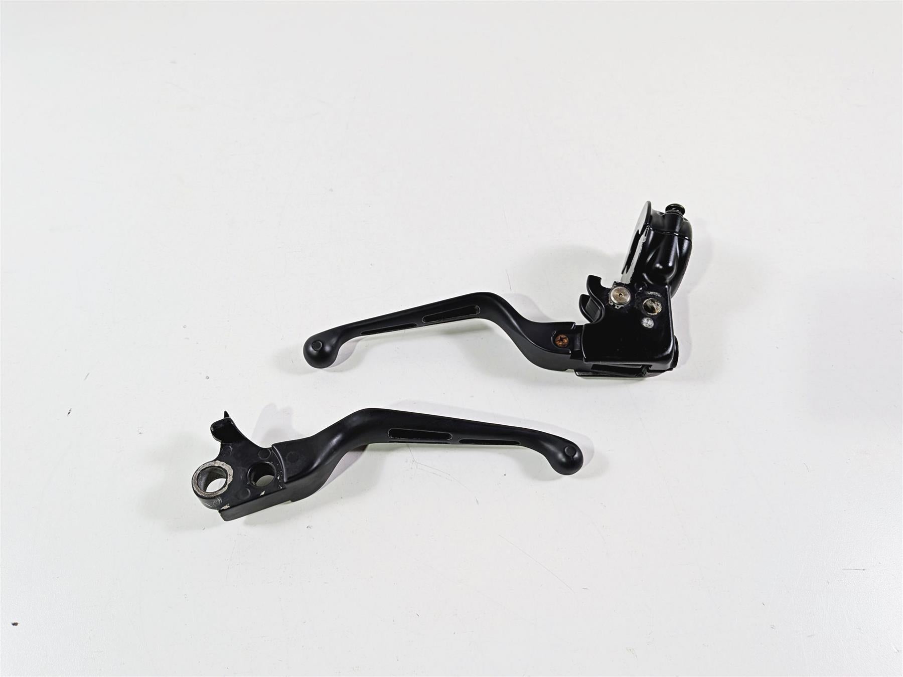 2011 Harley FXDF Dyna Fat Bob Black Clutch Perch & Slotted Lever Set 38608-96 {{ shop.shopifyCountryName }} - Mototech271