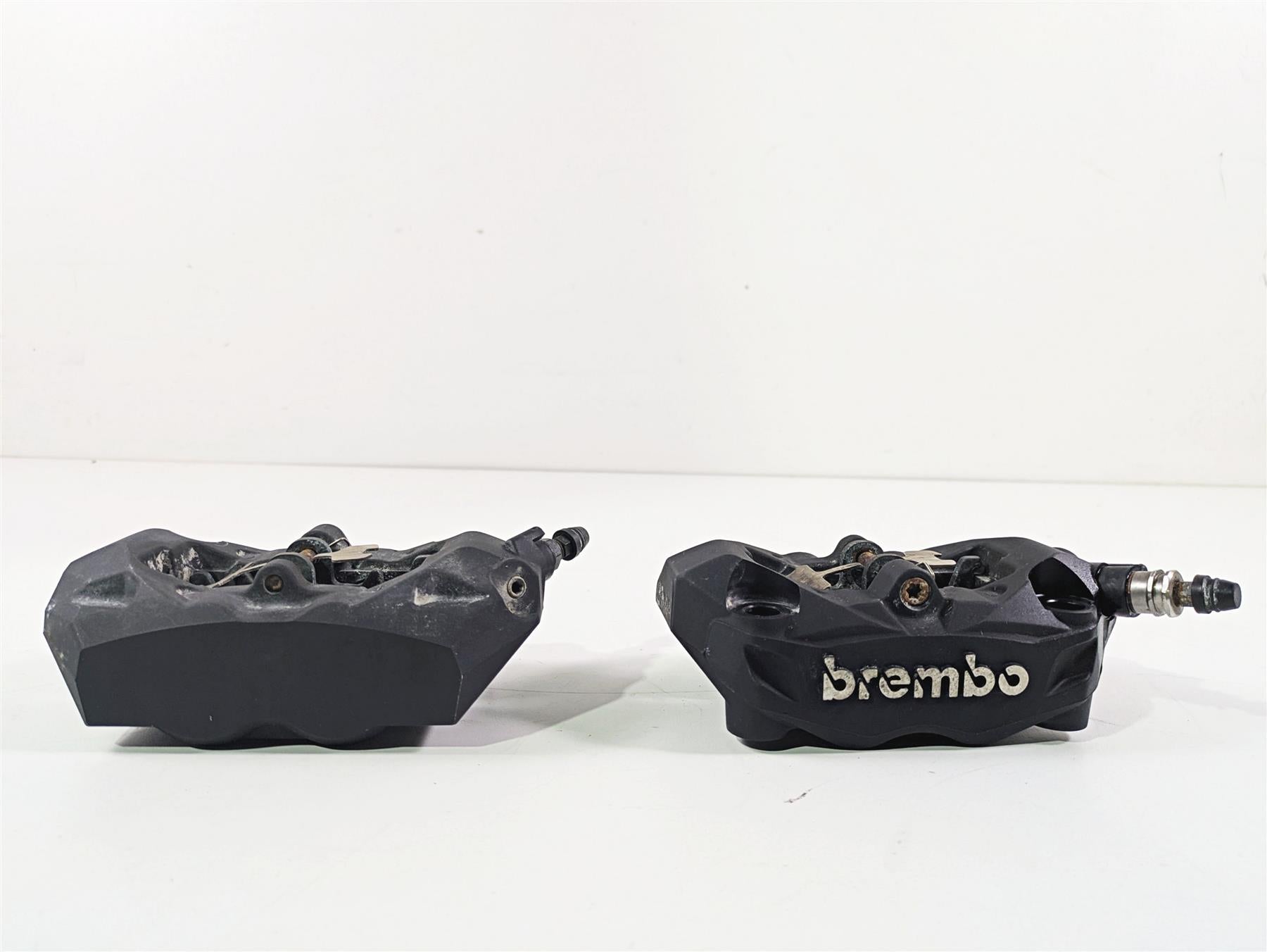 2016 BMW R1200RT K52 Brembo Front Brake Caliper Set 34118556205 34118556206 {{ shop.shopifyCountryName }} - Mototech271