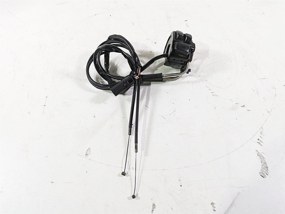 2013 Harley VRSCDX Night Rod Sp Right Hand Start Control Switch 71684-06A {{ shop.shopifyCountryName }} - Mototech271