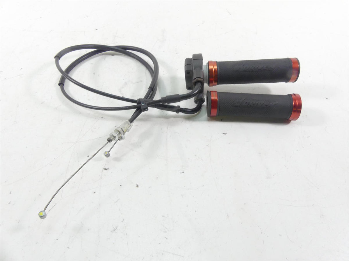 2015 Honda CBR1000 RR SC59 Right Hand Throttle Grip 53140-MCF-305 53140-MCF-000 {{ shop.shopifyCountryName }} - Mototech271