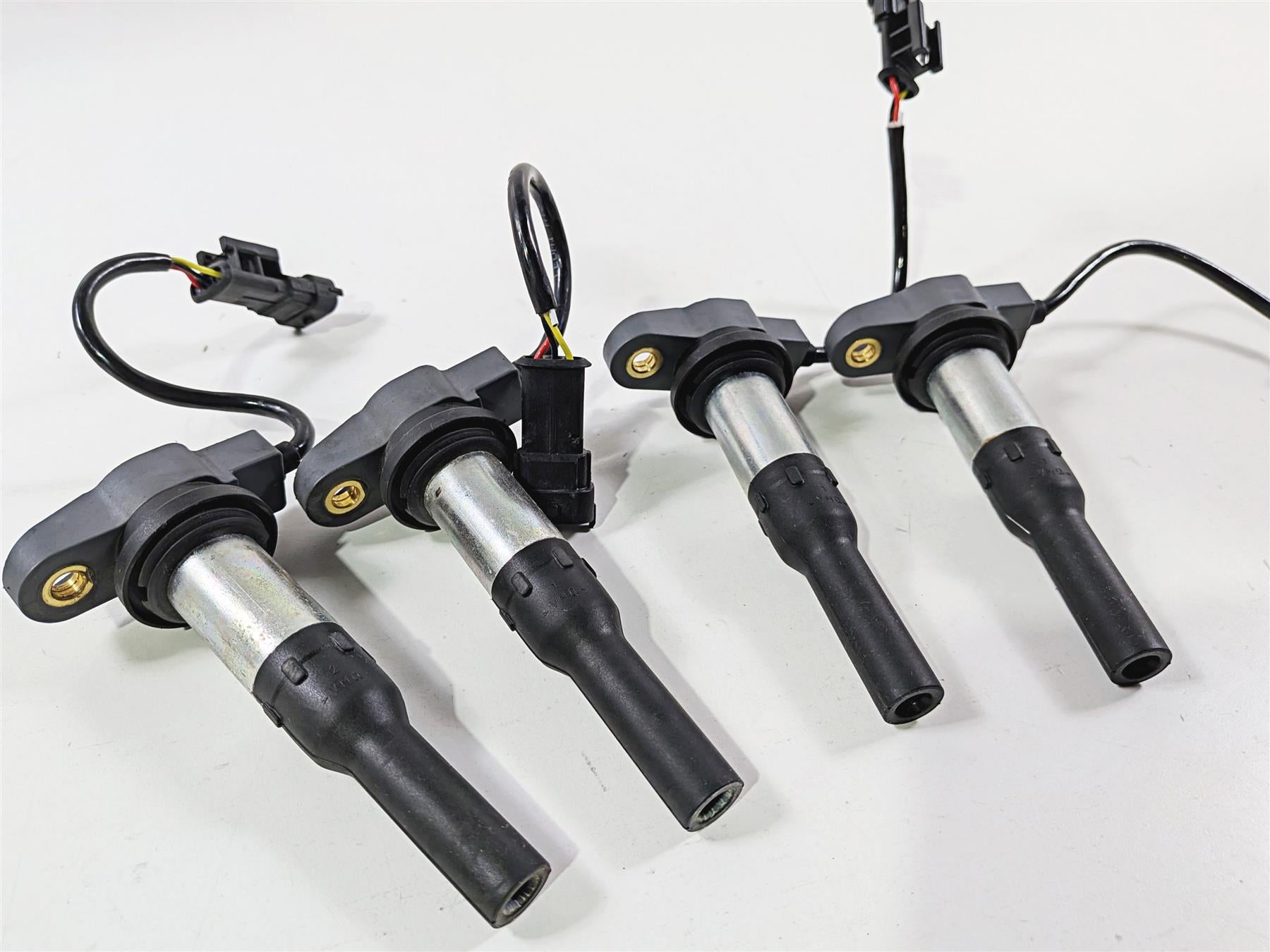 2023 Ducati Streetfighter V4 Set Of 4 Oem Eldor Ignition Coil Set 38010211D-Mototech271