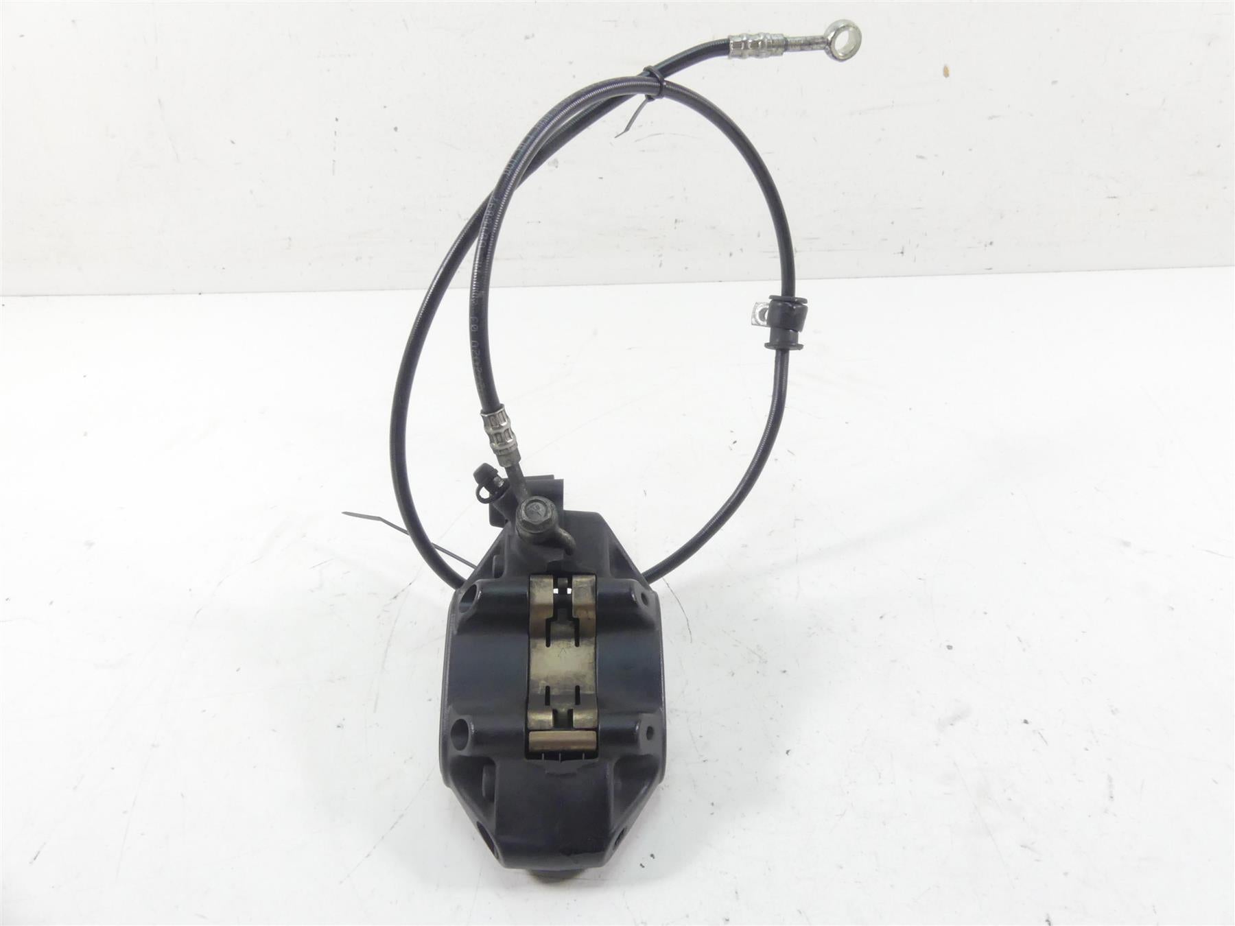 2021 Harley Softail FXBBS Street Bob Front Brake Caliper & Line 41300095 {{ shop.shopifyCountryName }} - Mototech271