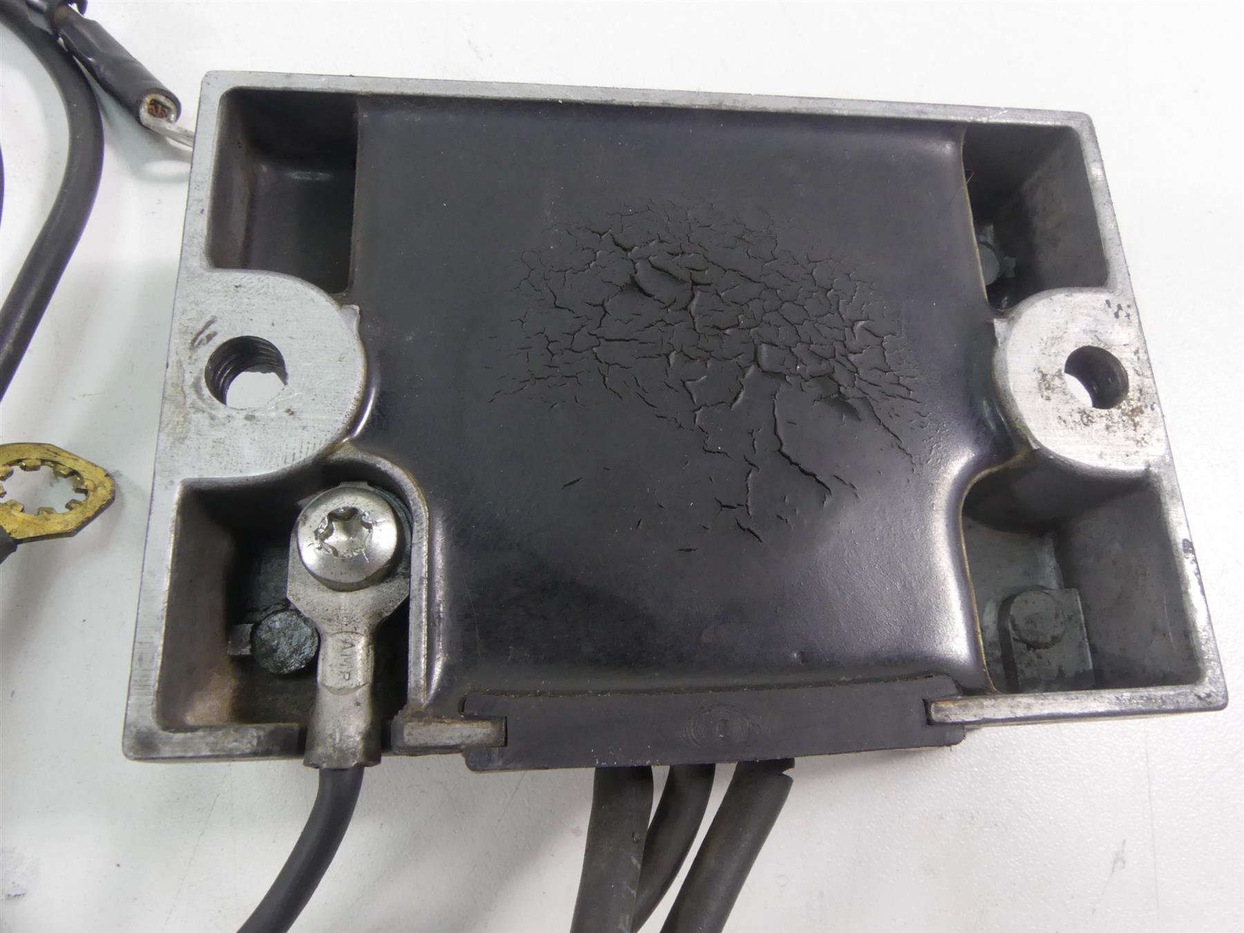 1995 Harley Dyna FXDL Low Rider Rectifier Voltage Regulator 74519-88B {{ shop.shopifyCountryName }} - Mototech271