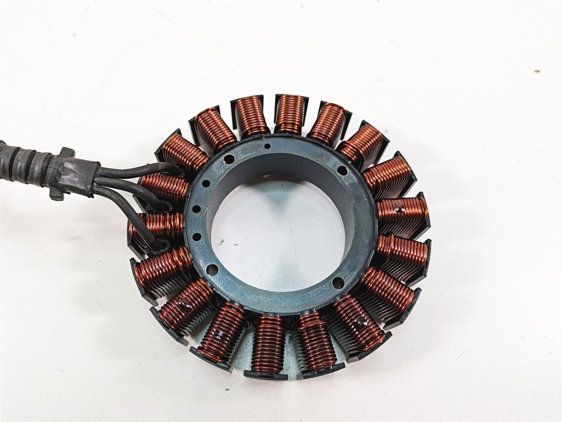 2011 Harley Touring FLTRU Road Glide Stator Alternator Generator 29987-06D {{ shop.shopifyCountryName }} - Mototech271