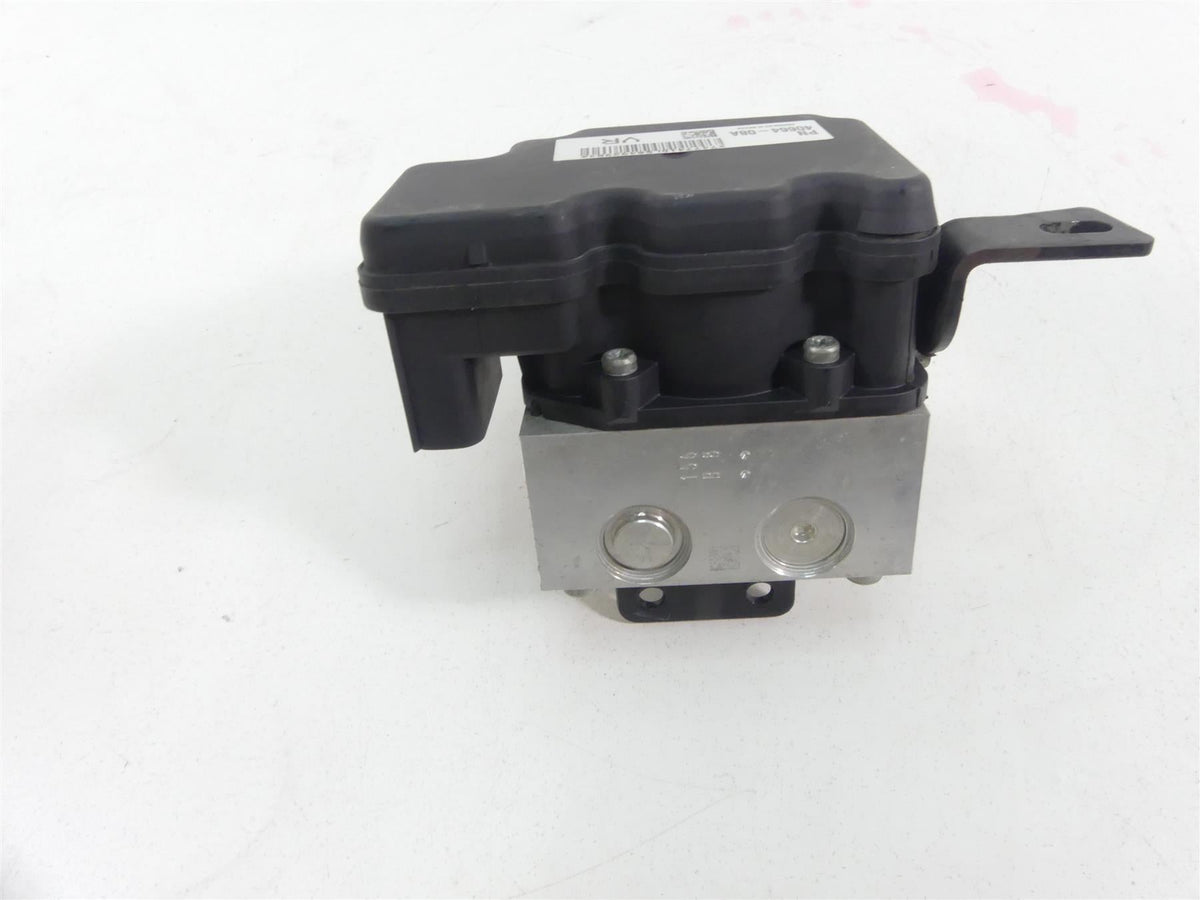 2015 Harley VRSCF Muscle Rod Abs Brake Pump Unit Module Controller 40664-08A {{ shop.shopifyCountryName }} - Mototech271