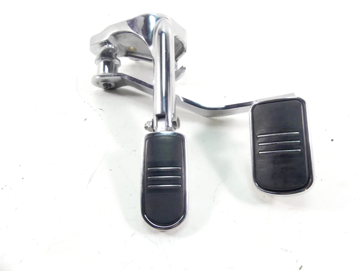2017 Harley Softail FXSB Breakout Front Right Chrome Footpeg & Br Pedal 42508-11 {{ shop.shopifyCountryName }} - Mototech271