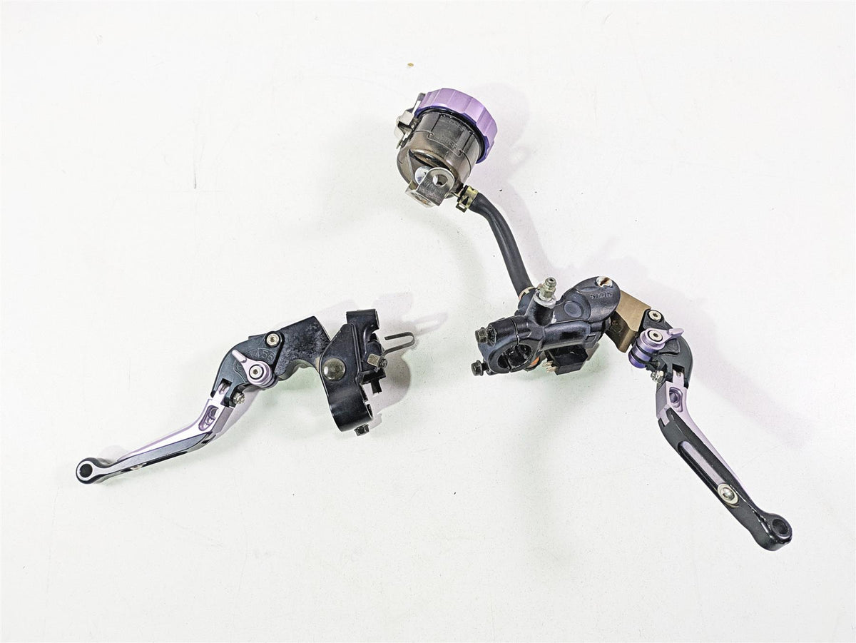 2006 Suzuki GSXR1000 K6 Front Brake Radial Master Cylinder & Clutch 59600-29G10 {{ shop.shopifyCountryName }} - Mototech271