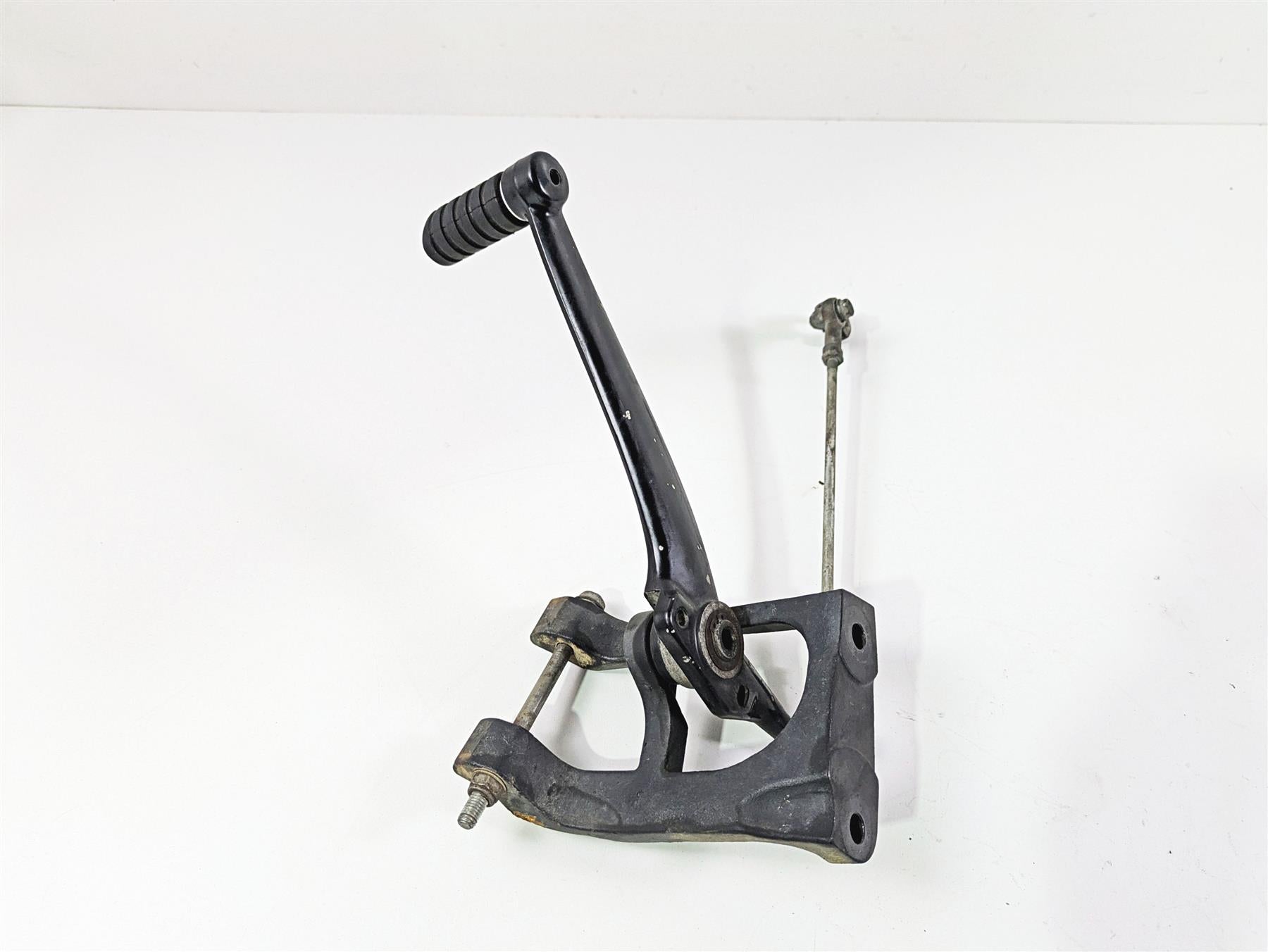 2018 Indian Springfield Dark Horse Front Left Floorboard Mount & Shifter 5138405 {{ shop.shopifyCountryName }} - Mototech271