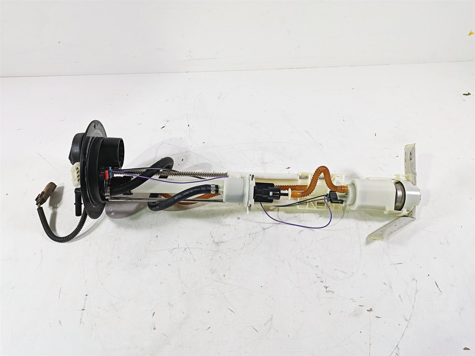 2013 Harley VRSCDX Night Rod Sp Fuel Gas Petrol Pump -Tested 75123-09A | Mototech271