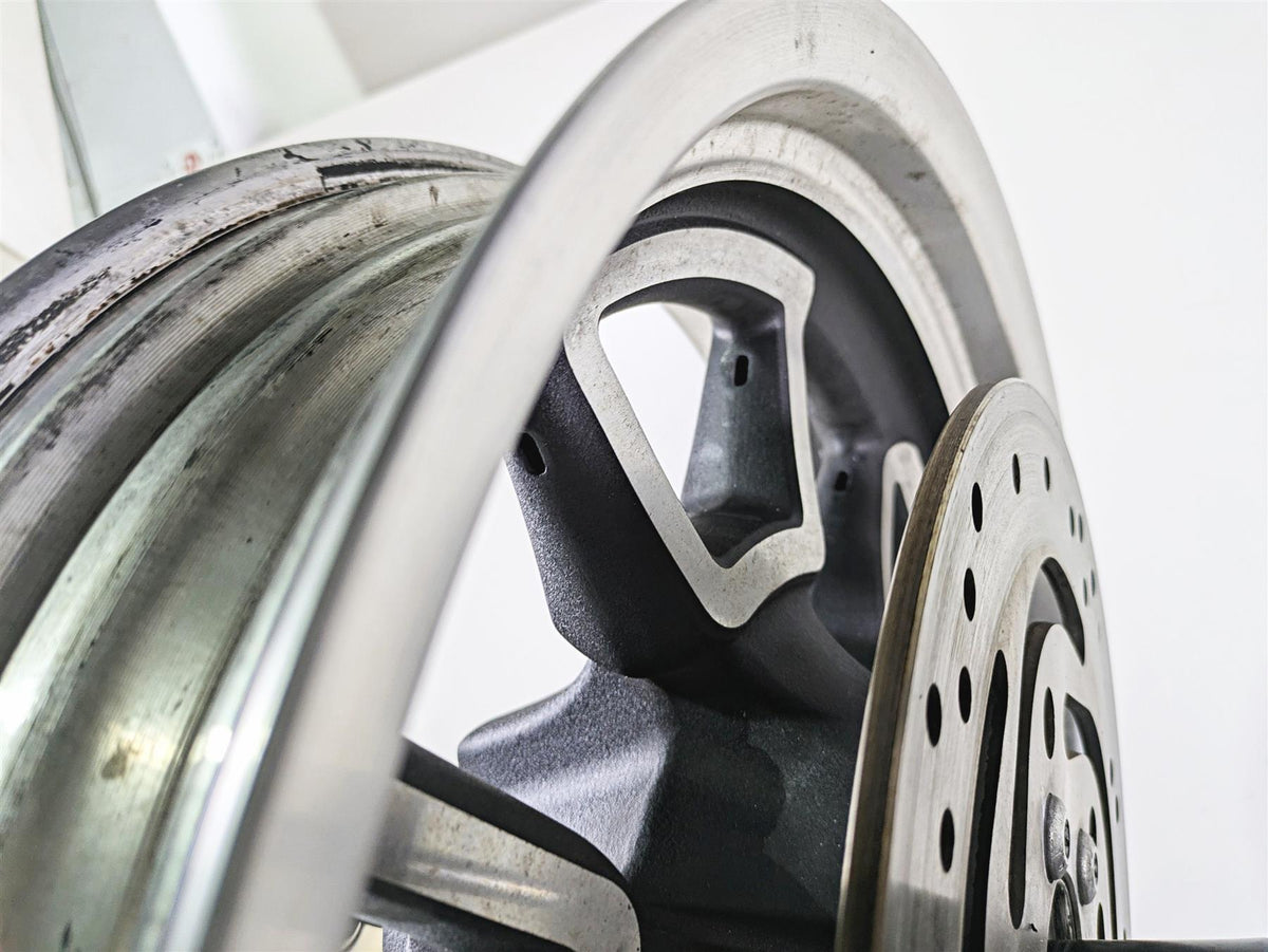2015 Harley FXDL Dyna Low Rider Oem Rear Wheel Rim 17x4.5 Cast 40900289 {{ shop.shopifyCountryName }} - Mototech271