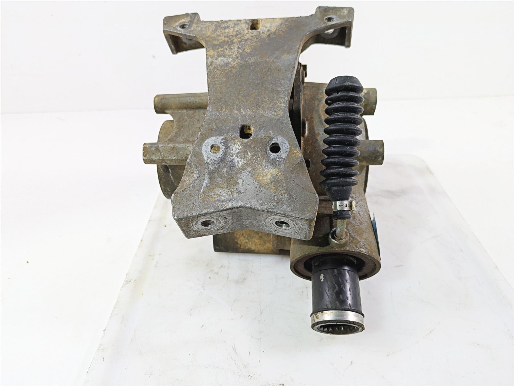 2011 Can-Am Outlander 650 4X4 XT Front Differential Gear Box 705400793 705401077 {{ shop.shopifyCountryName }} - Mototech271