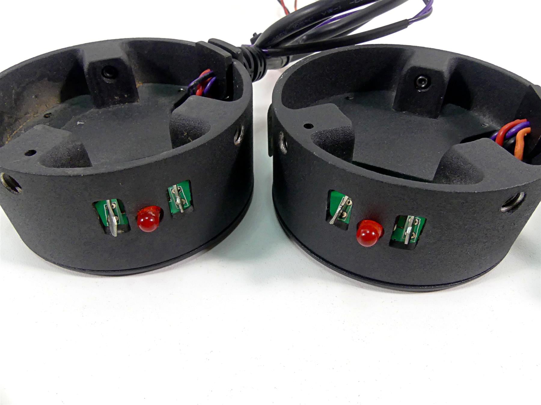 2011 Victory Cross Country Cycle Sounds Power Pucks Speaker Amps -Read 2120-0149 {{ shop.shopifyCountryName }} - Mototech271
