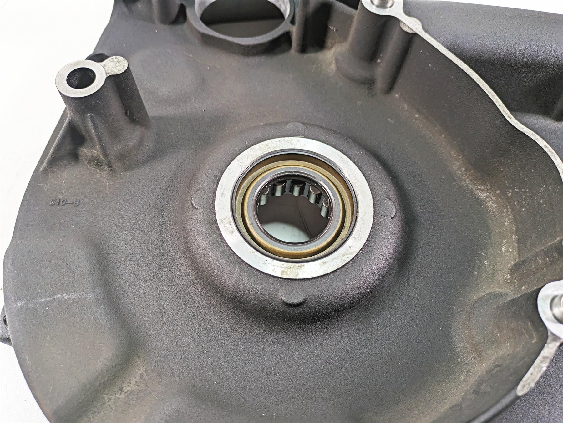 2014 Harley Touring FLHTK Electra Glide Inner Primary Clutch Cover 60677-07A {{ shop.shopifyCountryName }} - Mototech271