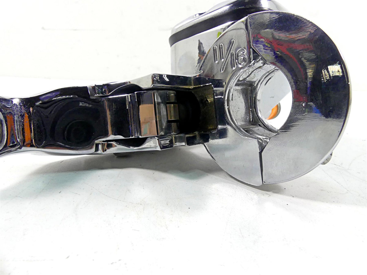 2007 Harley Touring FLHRSE CVO Road King 11/16 Clutch Master Cylinder 46113-02D {{ shop.shopifyCountryName }} - Mototech271