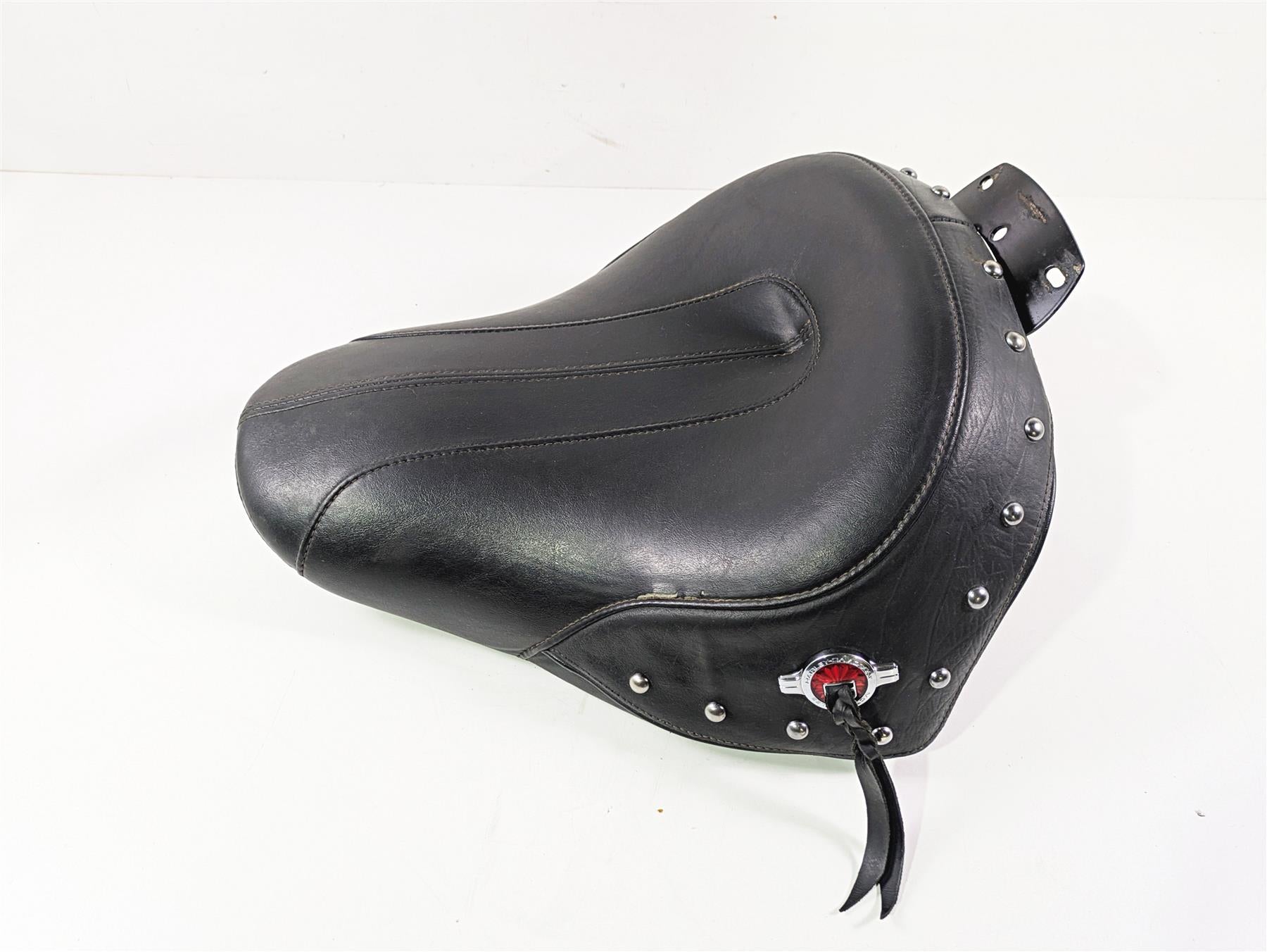 2017 Harley Softail Heritage Classic FLSTC Front Rider Seat Saddle 52000222 {{ shop.shopifyCountryName }} - Mototech271