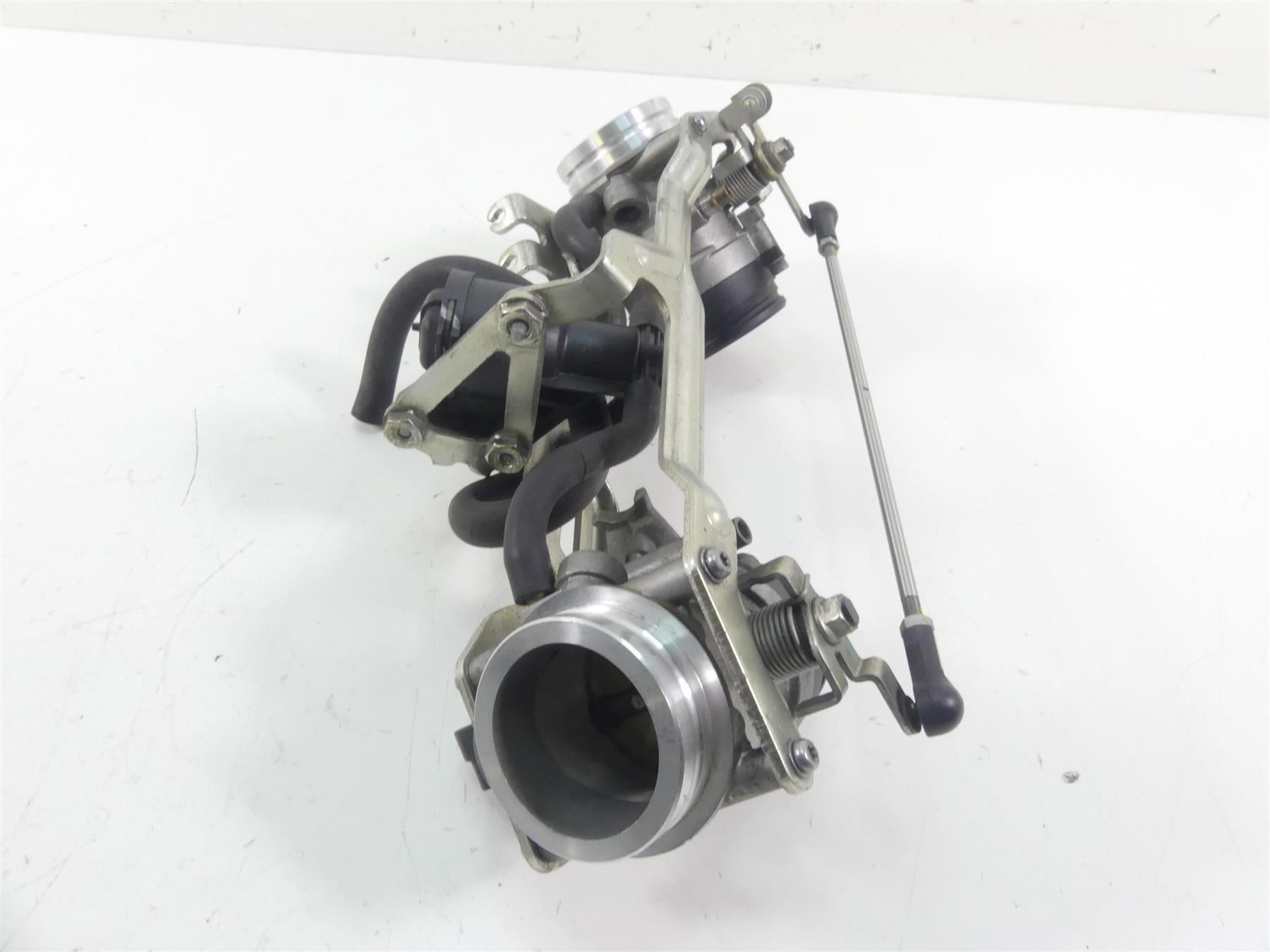 2014 Moto Guzzi Griso 1200 SE 8V Throttle Body Bodies Fuel Injection Set 873904 {{ shop.shopifyCountryName }} - Mototech271