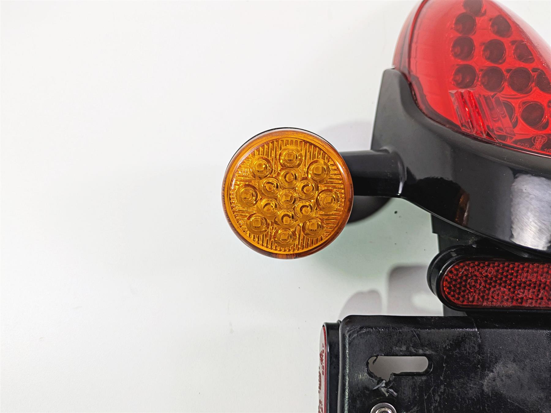 2018 Indian Springfield Dark Horse Taillight Blinker Plate Holder - Read 2412442 {{ shop.shopifyCountryName }} - Mototech271
