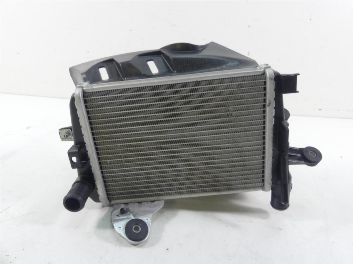 2017 BMW R1200GS GSW K50 Left Radiator Fan & Cover 17118546408 {{ shop.shopifyCountryName }} - Mototech271