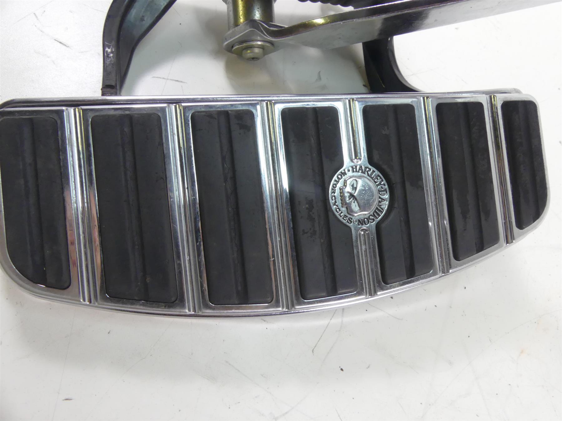 2004 Harley Softail FLSTFI Fat Boy Floorboard Brake Pedal Set - Read 50710-04 {{ shop.shopifyCountryName }} - Mototech271