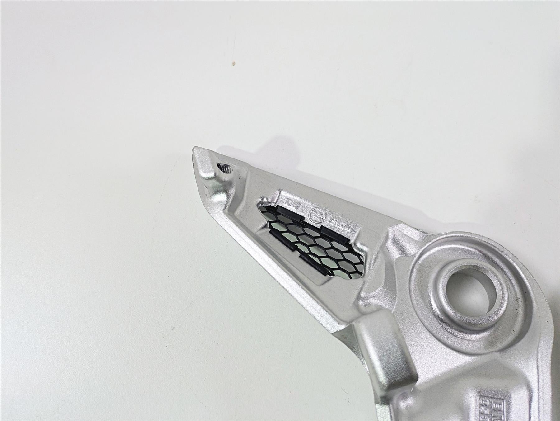 2022 BMW RnineT Pure K22 Under Riders Seat Support Fairing Set 46638531189 {{ shop.shopifyCountryName }} - Mototech271