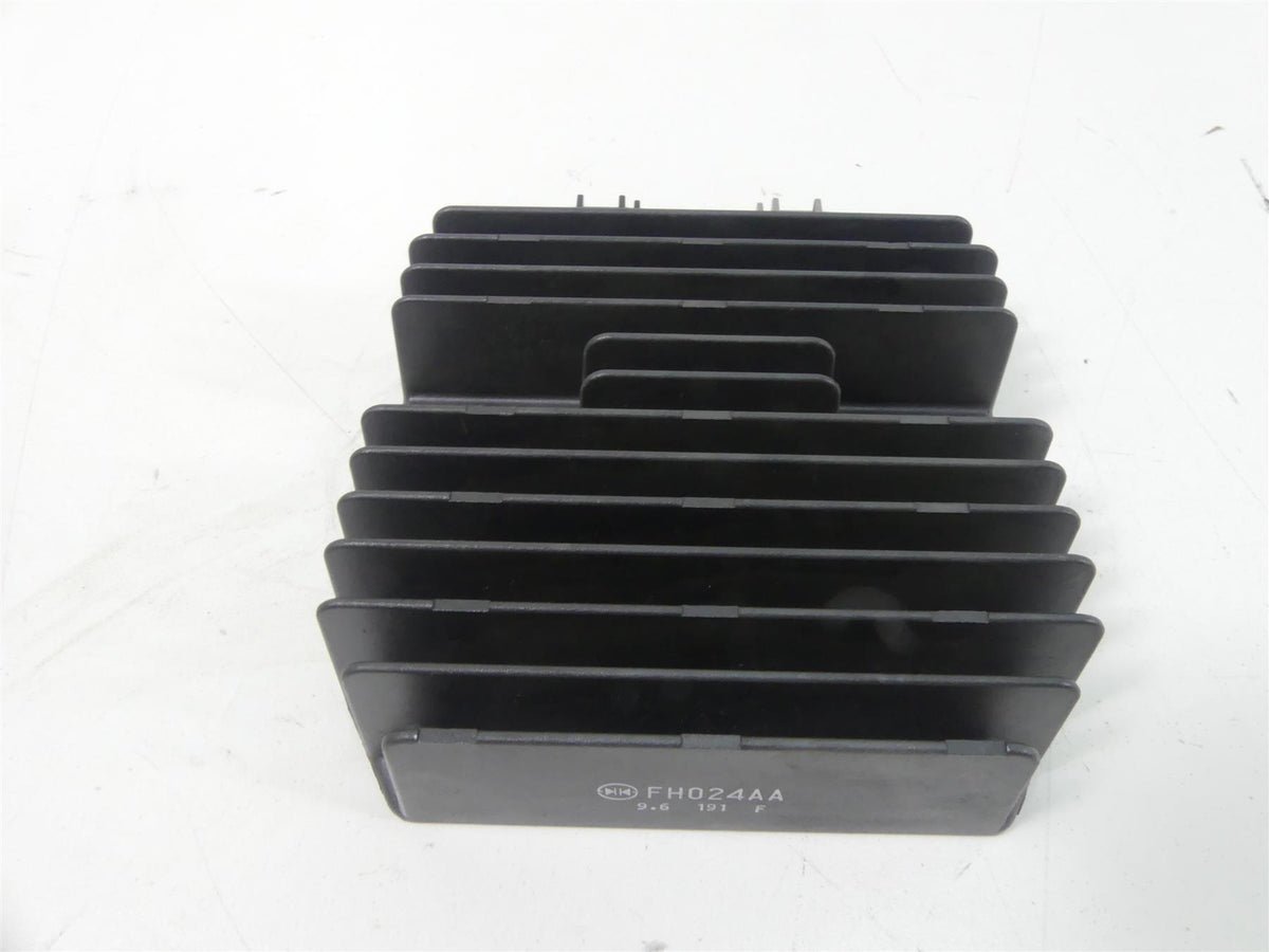 2020 Can-Am Commander 1000R XT Rectifier Voltage Regulator FH024AA 710005842 {{ shop.shopifyCountryName }} - Mototech271