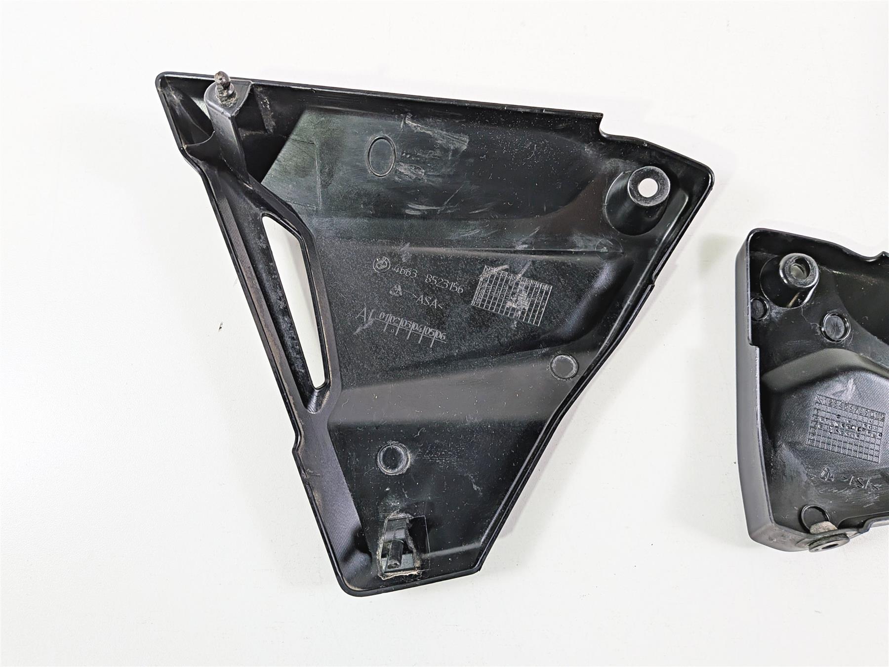 2015 BMW R1200GS K50 Battery Side Cover Set 46638523155 46638523156 {{ shop.shopifyCountryName }} - Mototech271