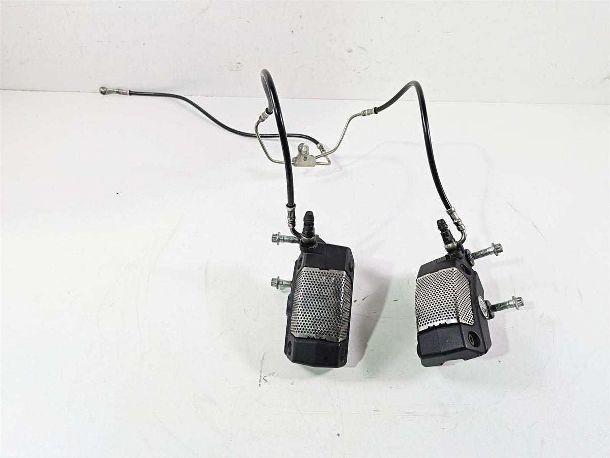 2009 Harley Touring FLHX Street Glide Front Brake Caliper Set 43027-08 44023-08 {{ shop.shopifyCountryName }} - Mototech271
