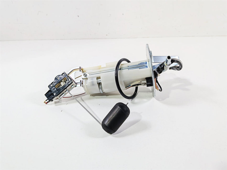2024 Suzuki GSXR600 Fuel Gas Petrol Pump - Tested 2K Only 15100-14J01 {{ shop.shopifyCountryName }} - Mototech271