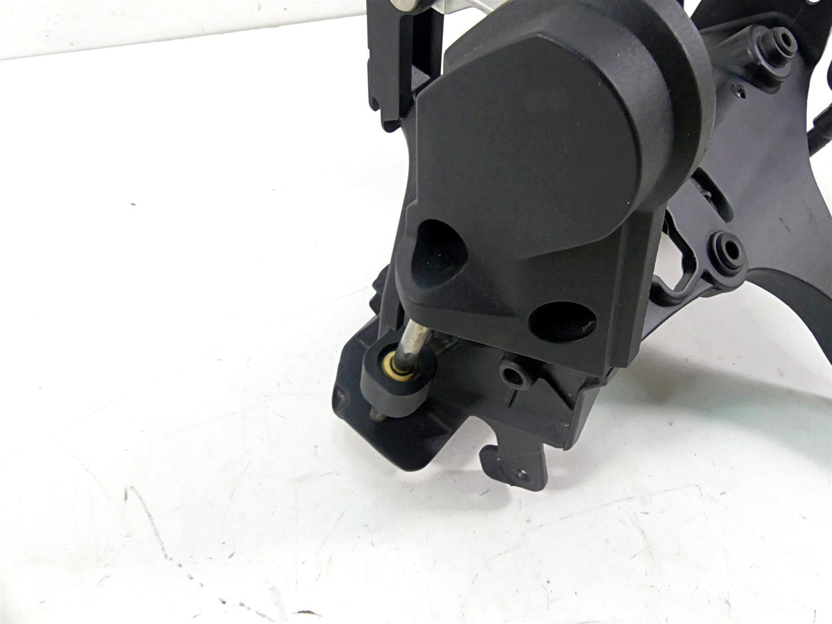 2016 BMW R1200GS Adv K51 Front Windshield Adjustment Mount Set 46637726524 {{ shop.shopifyCountryName }} - Mototech271