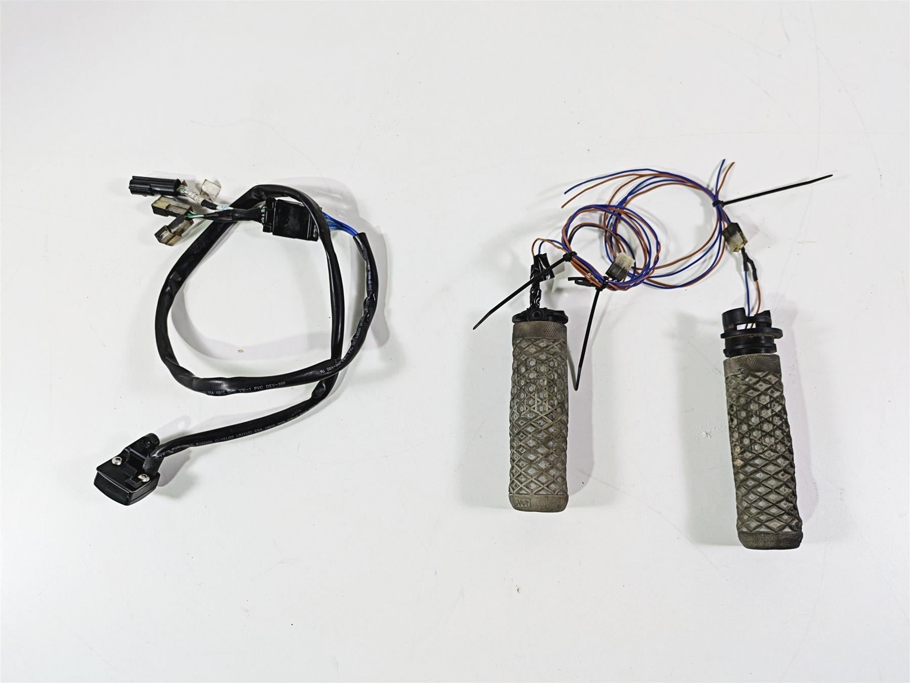 2015 Triumph Tiger Explorer XC Heated Hand Grip Set {{ shop.shopifyCountryName }} - Mototech271