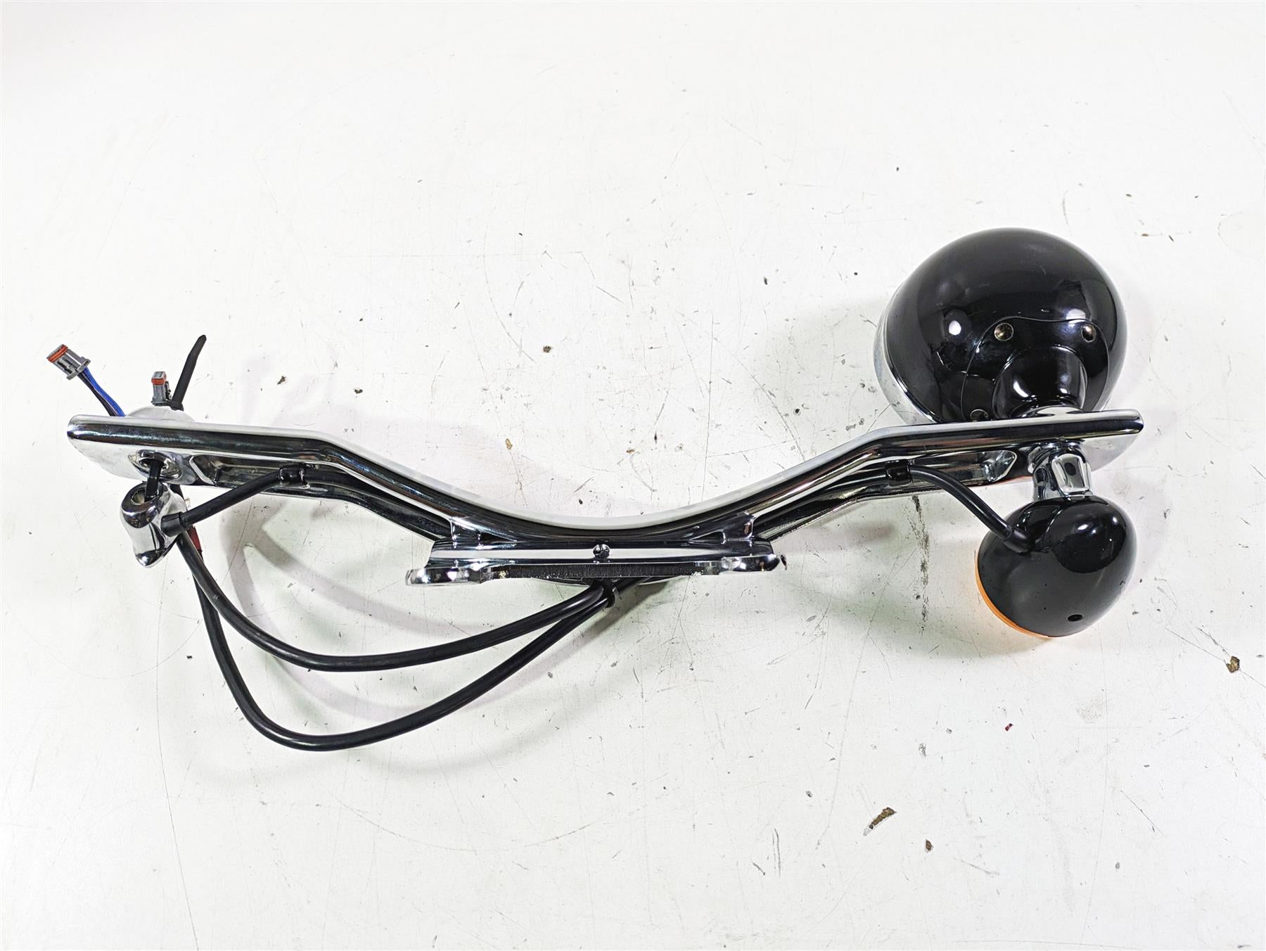 2019 Harley FLHCS Softail Heritage Front Blinker Spot Light Set - Read 67800823 {{ shop.shopifyCountryName }} - Mototech271
