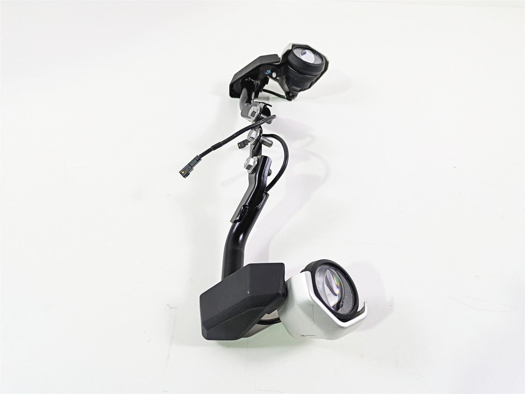 2024 Triumph Tiger 900 GT Fog Lights & Mounting Rail Set T2708708 T2708722 {{ shop.shopifyCountryName }} - Mototech271