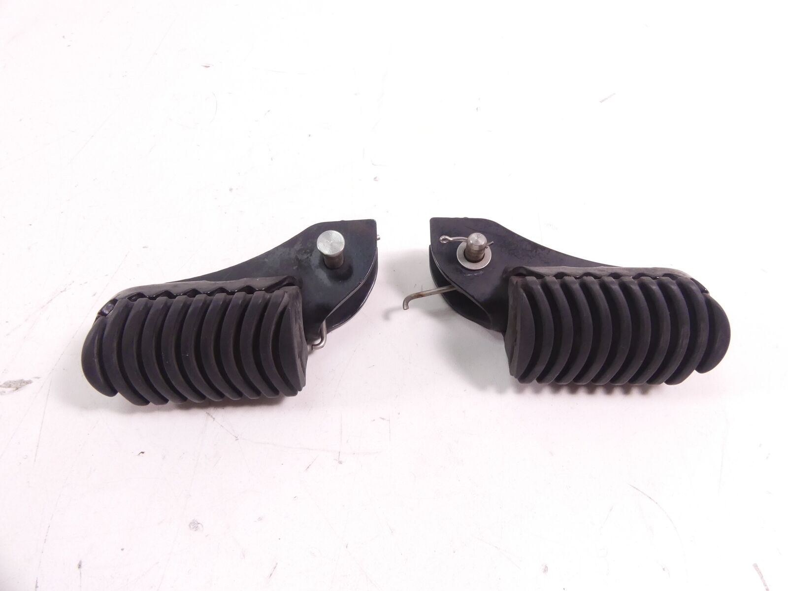 2010 BMW F800GS K72 Front Rider Left Right Footpeg Foot Peg Set 46717701199 {{ shop.shopifyCountryName }} - Mototech271