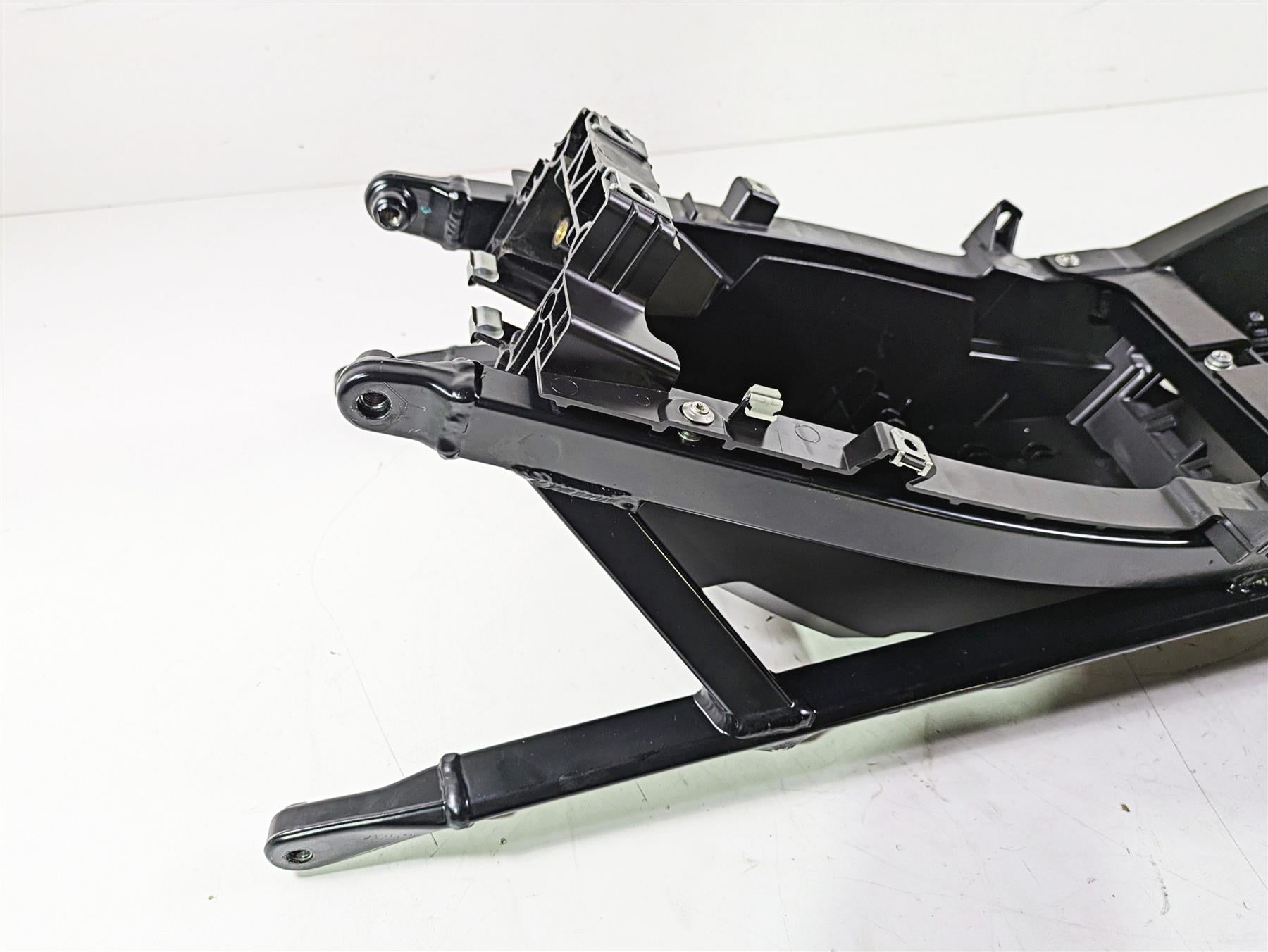 2019 BMW S1000XR K49 Subframe & Inner Fender - Read 46518551375 {{ shop.shopifyCountryName }} - Mototech271