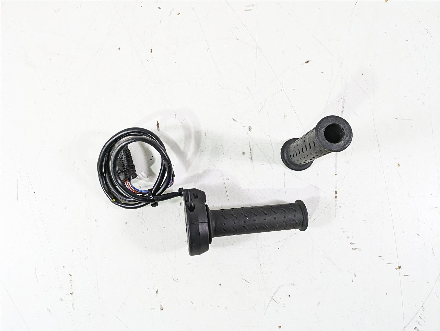 2021 Aprilia RS660 Ride Fly By Wire Throttle Sensor 2D000095 {{ shop.shopifyCountryName }} - Mototech271