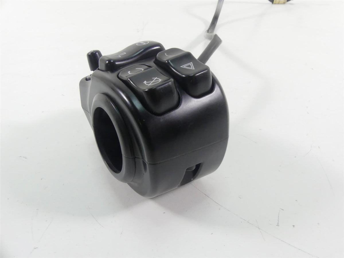 2014 Harley Touring FLHXS Street Glide Sp Right Start Stop Cntrl Switch 71500129 {{ shop.shopifyCountryName }} - Mototech271