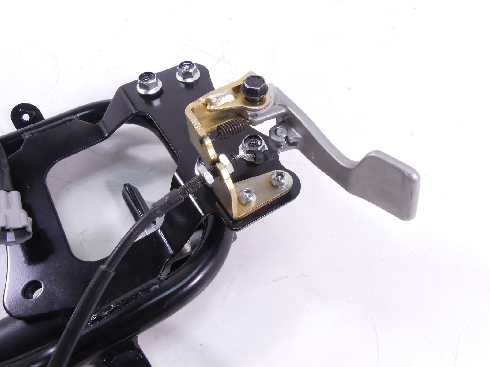 2018 Yamaha YXZ1000 R EPS SE Steering Wheel Mount & Damper Set 2HC-F3870-00-00 {{ shop.shopifyCountryName }} - Mototech271