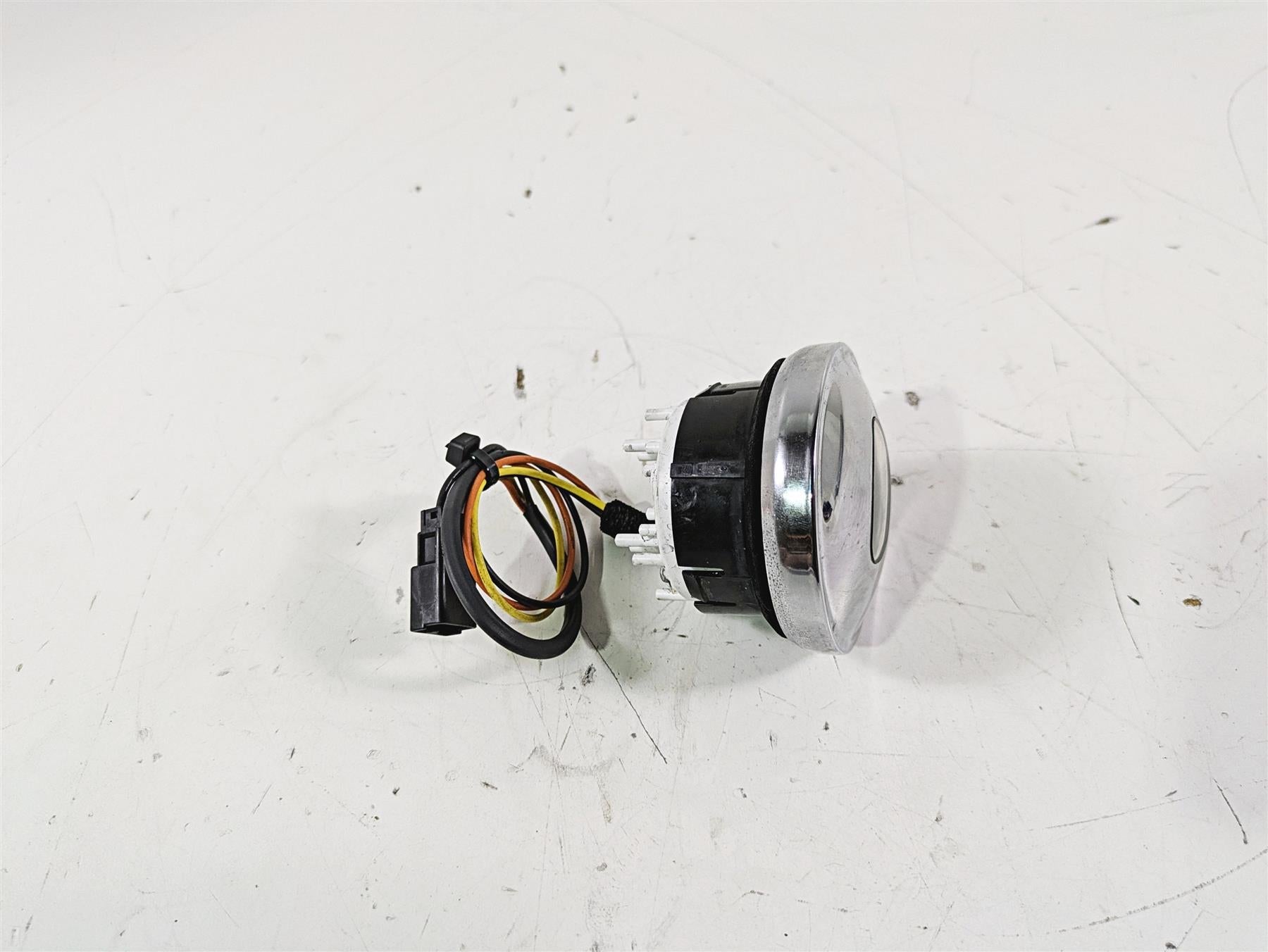 2015 Harley FXDL Dyna Low Rider Fuel Gas Petrol Level Gauge 75241-08 {{ shop.shopifyCountryName }} - Mototech271