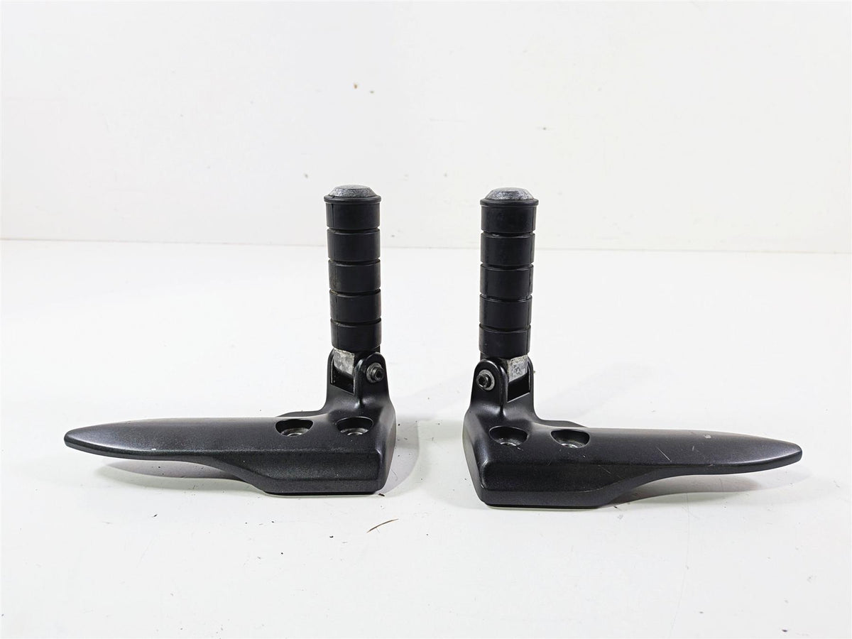 2008 Yamaha XV1900 Roadliner S Rear Passenger Footpeg Set 1D7-27430-00-00 {{ shop.shopifyCountryName }} - Mototech271