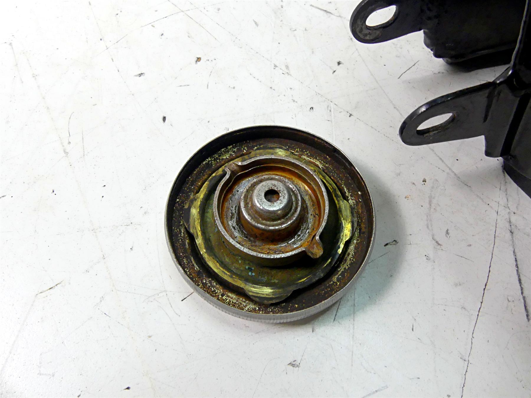1979 Harley Sportster XLS1000 Roadster Fuel Gas Petrol Tank -Oem Paint 61097-79 {{ shop.shopifyCountryName }} - Mototech271