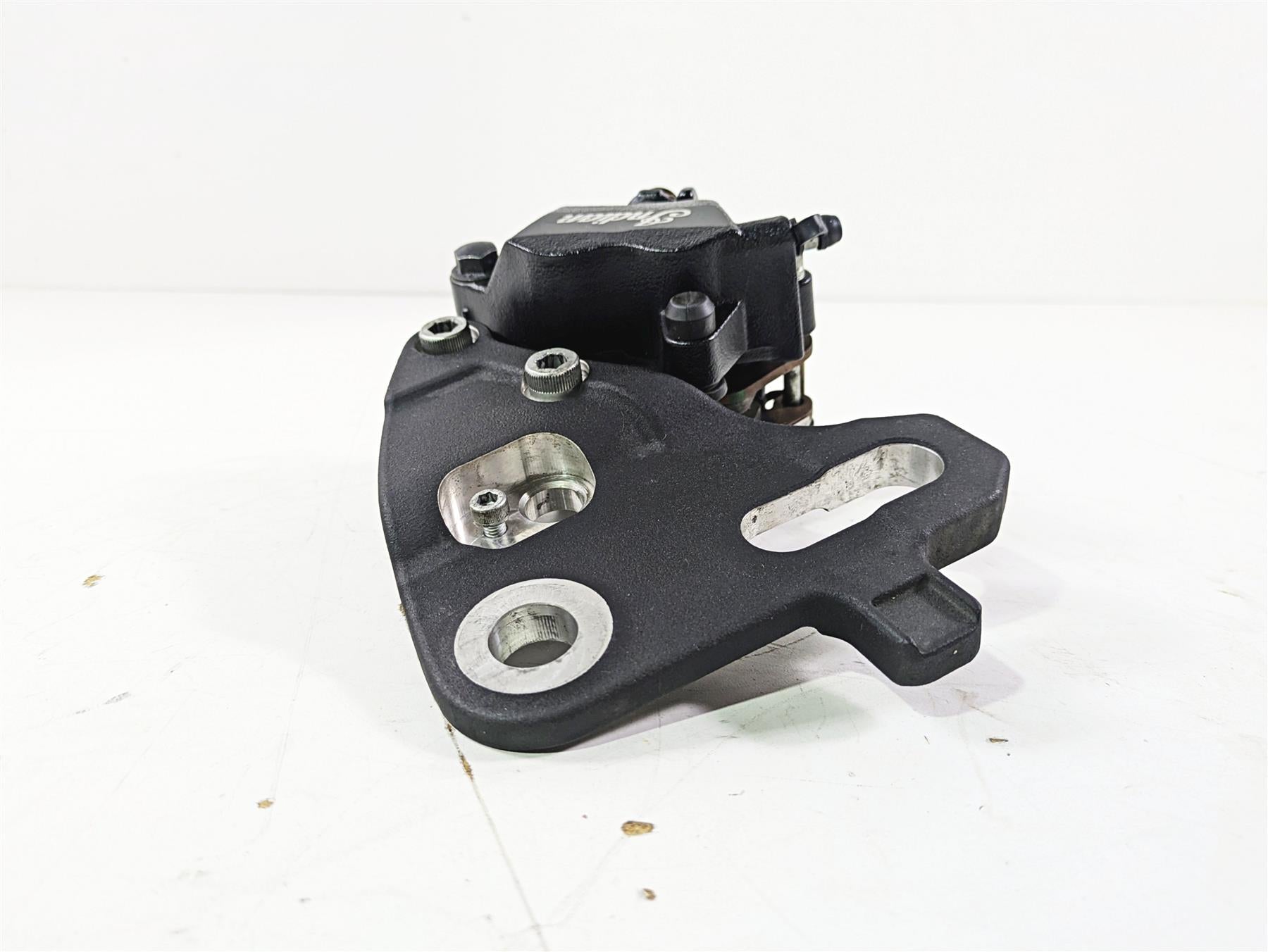 2019 Indian Chieftain Limited Rear Brake Caliper &B Bracket 1912006 {{ shop.shopifyCountryName }} - Mototech271