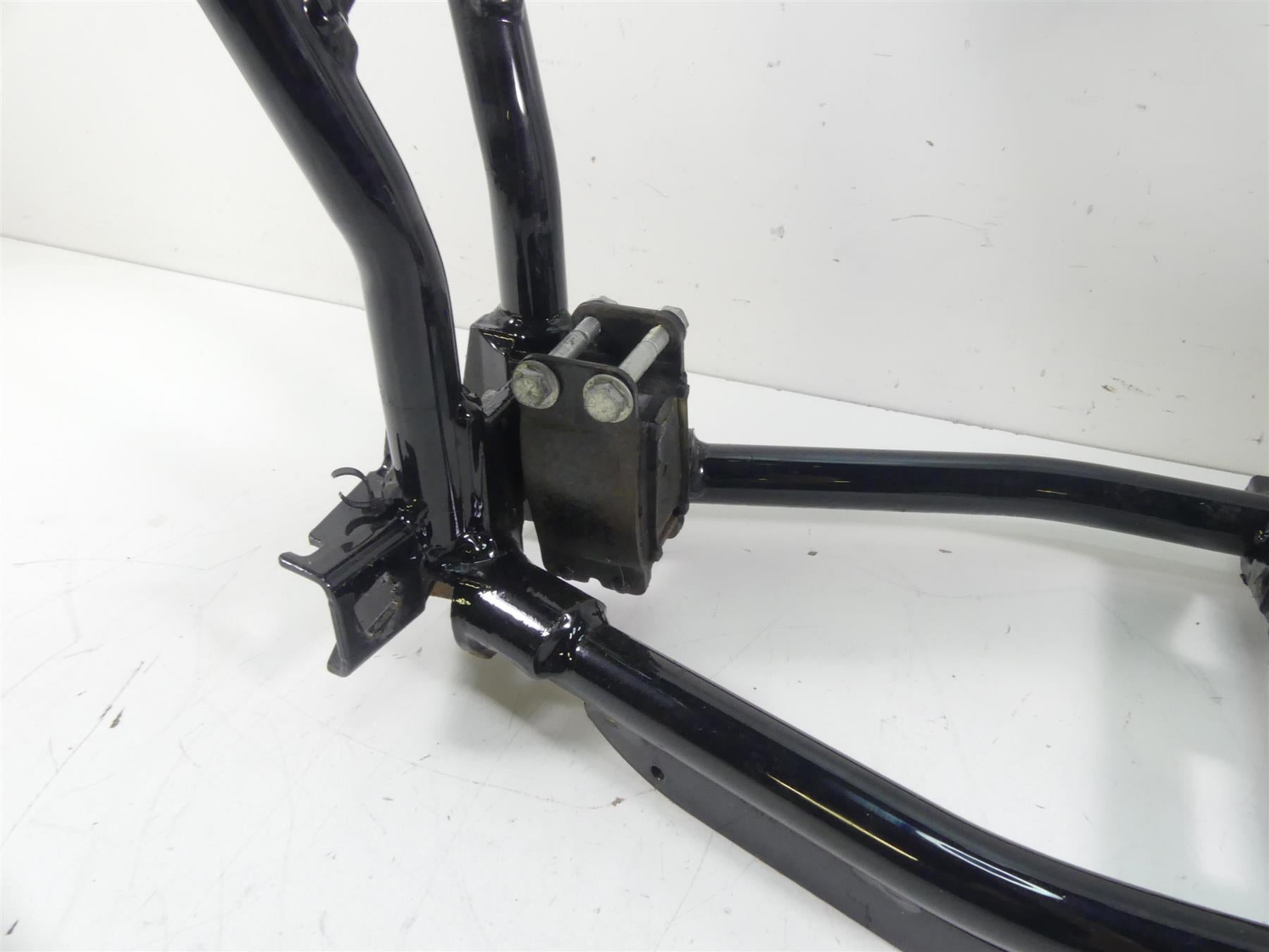 2009 Harley FXDF Dyna Fat Bob Straight Main Frame Chassis 29dgr With Louisiana Salvage Title 47281-08BHP {{ shop.shopifyCountryName }} - Mototech271