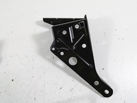 2015 Harley Touring FLHXS Street Glide Front Fairing Mounting Hardware 57000169A {{ shop.shopifyCountryName }} - Mototech271